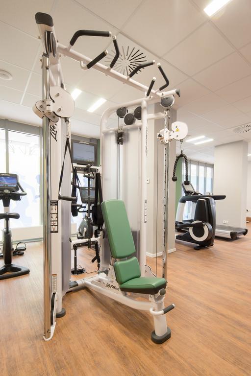 Gda Hotel Am Schlosspark Бад-Гомбург-фор-дер-Гее Екстер'єр фото