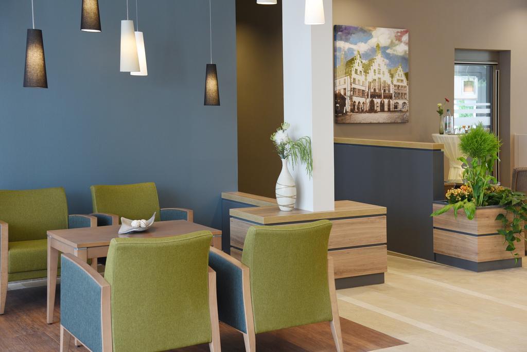 Gda Hotel Am Schlosspark Бад-Гомбург-фор-дер-Гее Екстер'єр фото